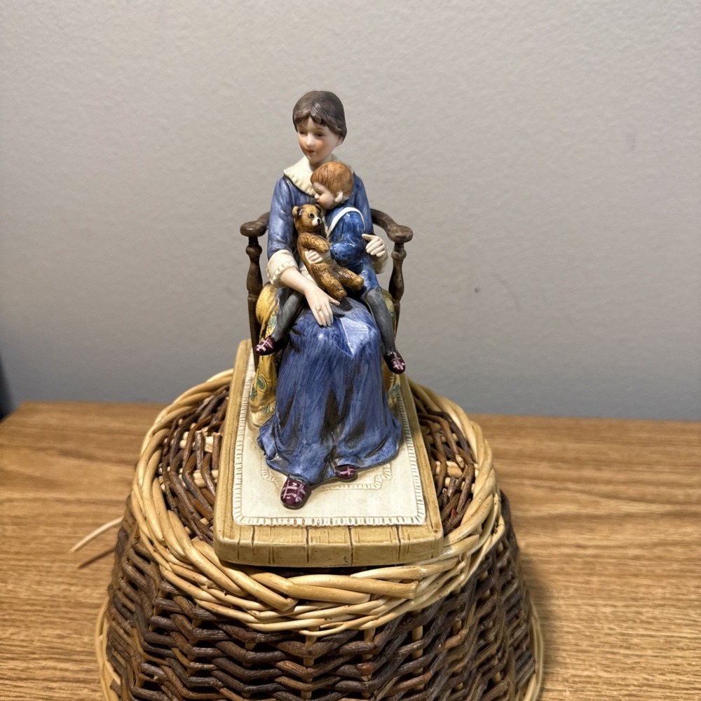 Norman Rockwell 1979 "Bedtime" Norman Rockwell Museum Figurine Vintage